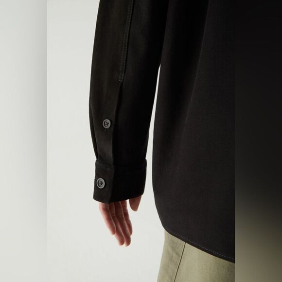 COS Relaxed Suede-Cotton Overshirt in black - Picture 7 of 15